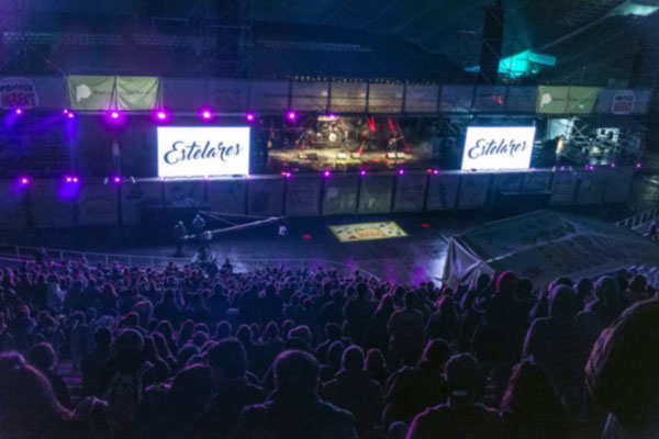 2-Estelares-main-stage.jpg