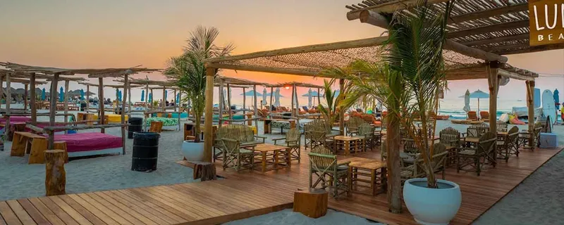 Duecanali and Quattrocanali at Lumi Beach